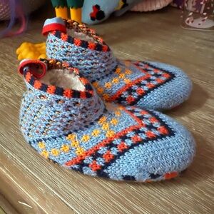 Bombas toddler 5-7 slippers